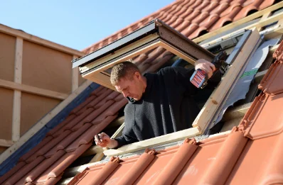 Pose de fenêtres de toit Velux à Meys